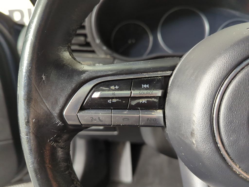 Used 2021 MAZDA MAZDA3 Hatchback w/Premium Plus Pkg image 27