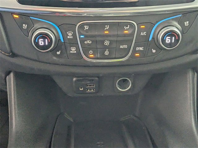 Used 2020 Chevrolet Traverse Premier image 24