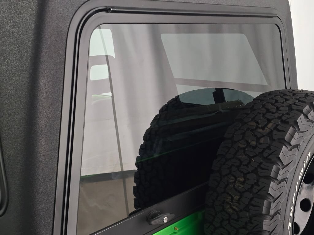 Used 1988 Suzuki Samurai 4WD Soft Top image 26