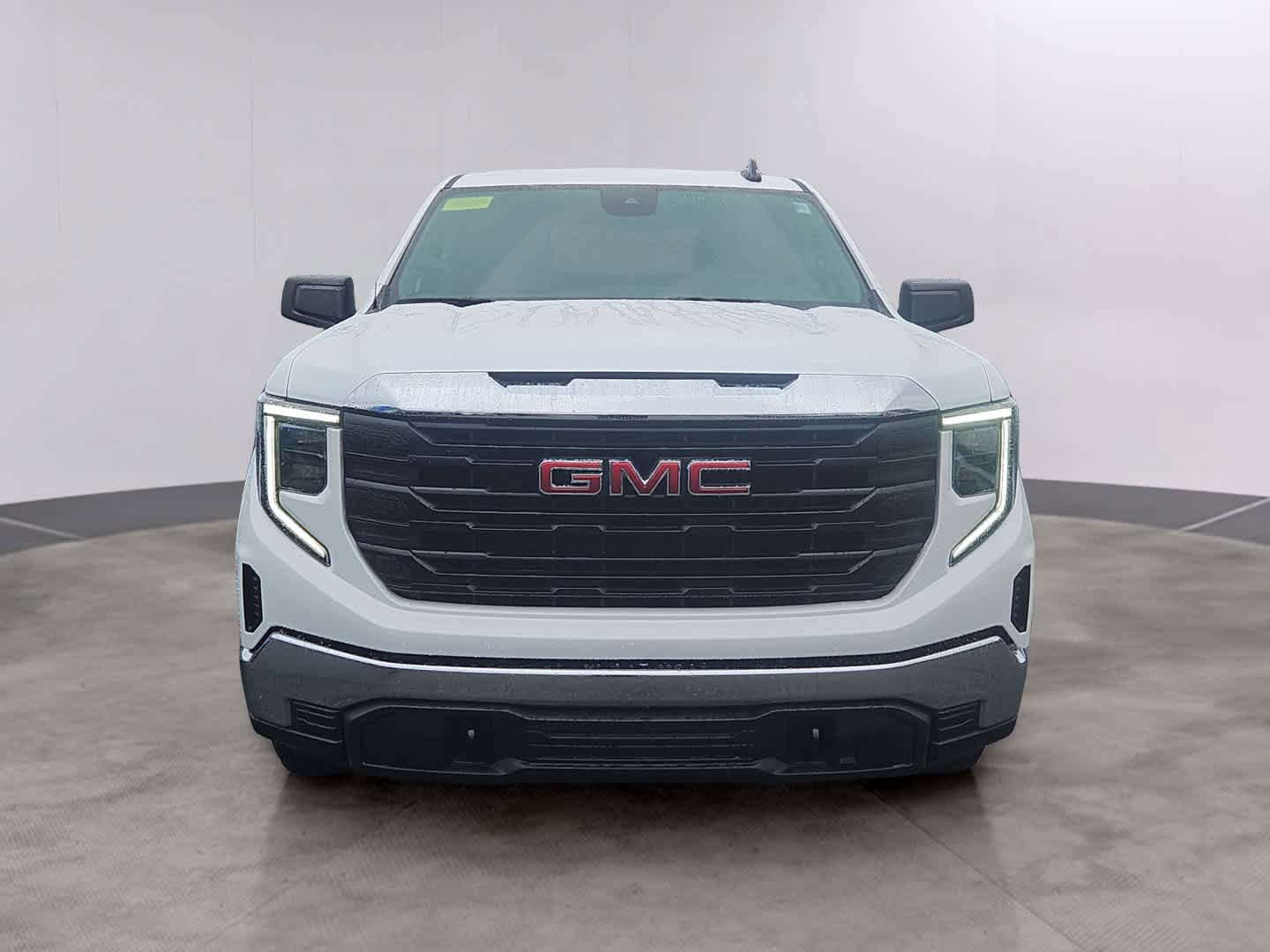 Used 2025 GMC Sierra 1500 Pro w/ Trailering Package image 2