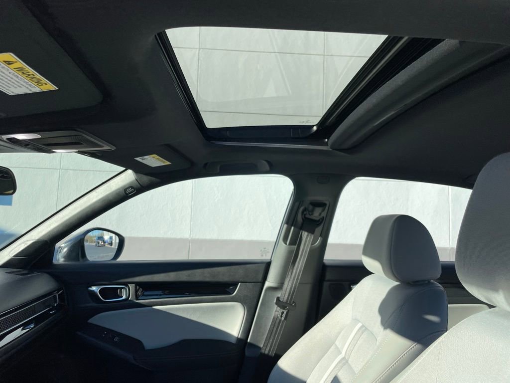 Certified 2025 Honda Civic Sport image 28
