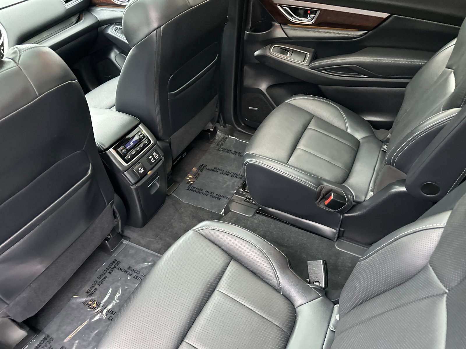 Used 2023 Subaru Ascent Touring image 7