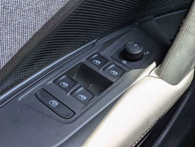 Certified 2025 Volkswagen Tiguan S FWD image 23