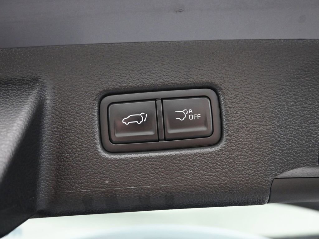 Used 2025 Kia Telluride S image 11