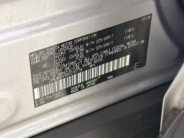 Used 2024 Toyota RAV4 LE AWD/4WD image 37