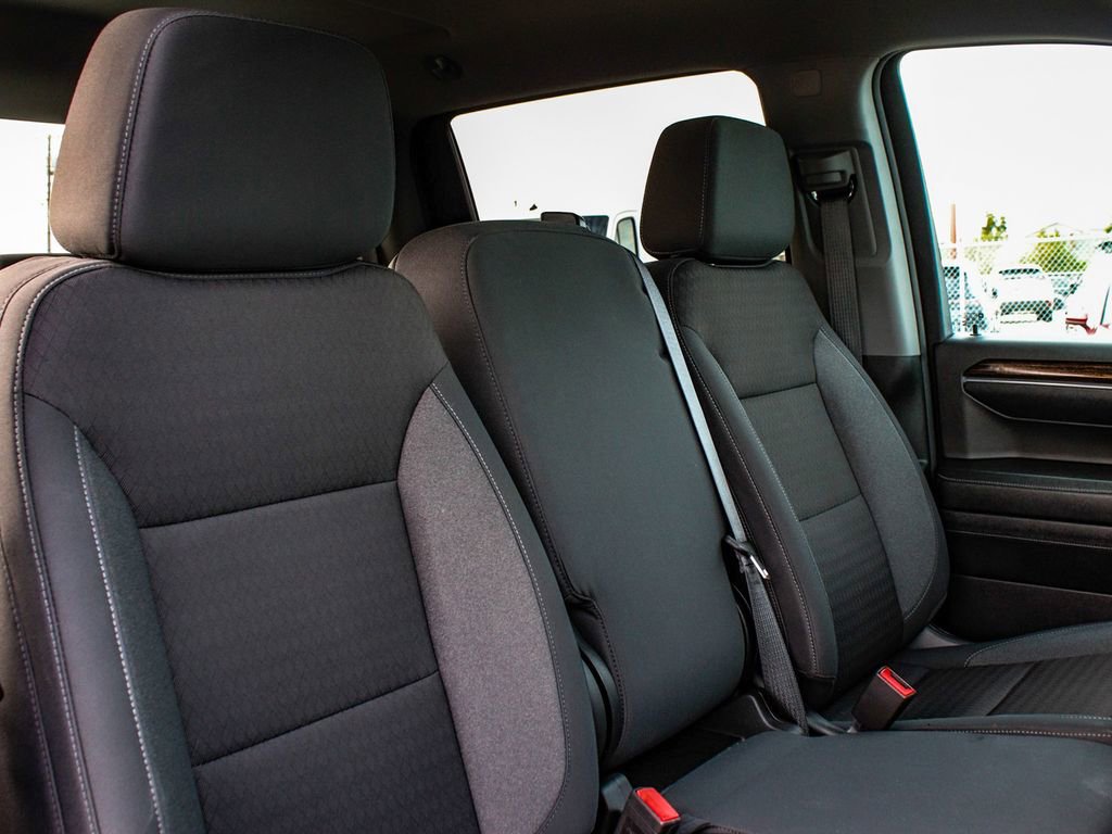 Used 2024 GMC Sierra 1500 Elevation image 37