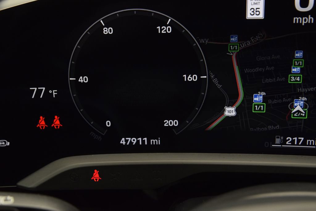 Used 2023 Porsche Taycan RWD image 28
