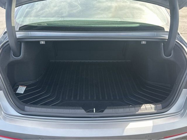 Certified 2025 Kia K5 GT w/ GT1 Package image 18