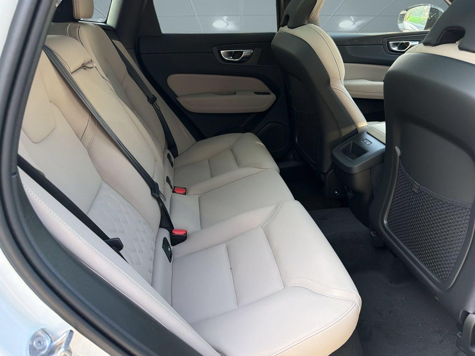 New 2026 Volvo XC60 B5 Plus w/ Protection Package Premier AWD/4WD image 30