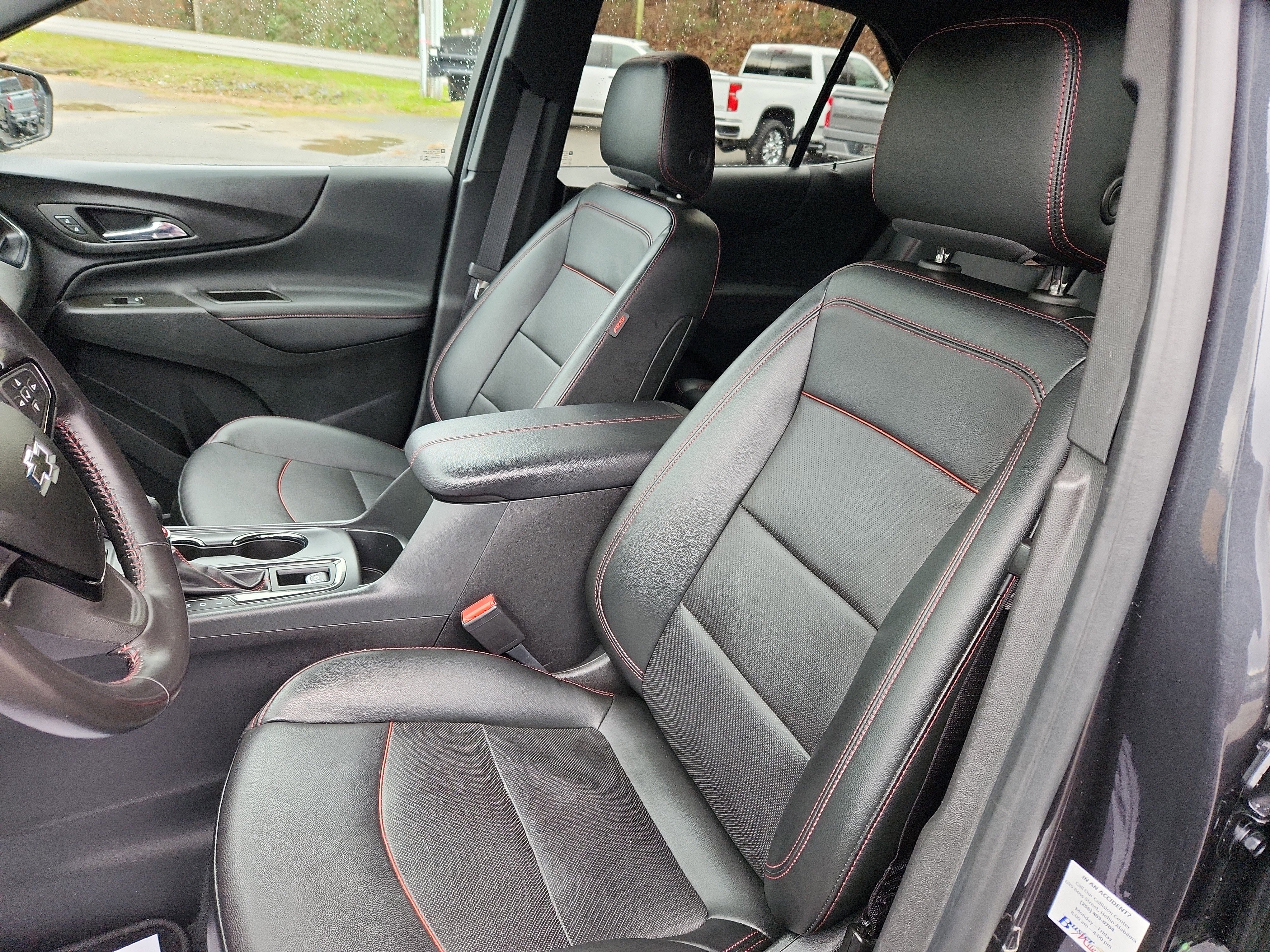Used 2022 Chevrolet Equinox RS w/ RS Leather Package image 24