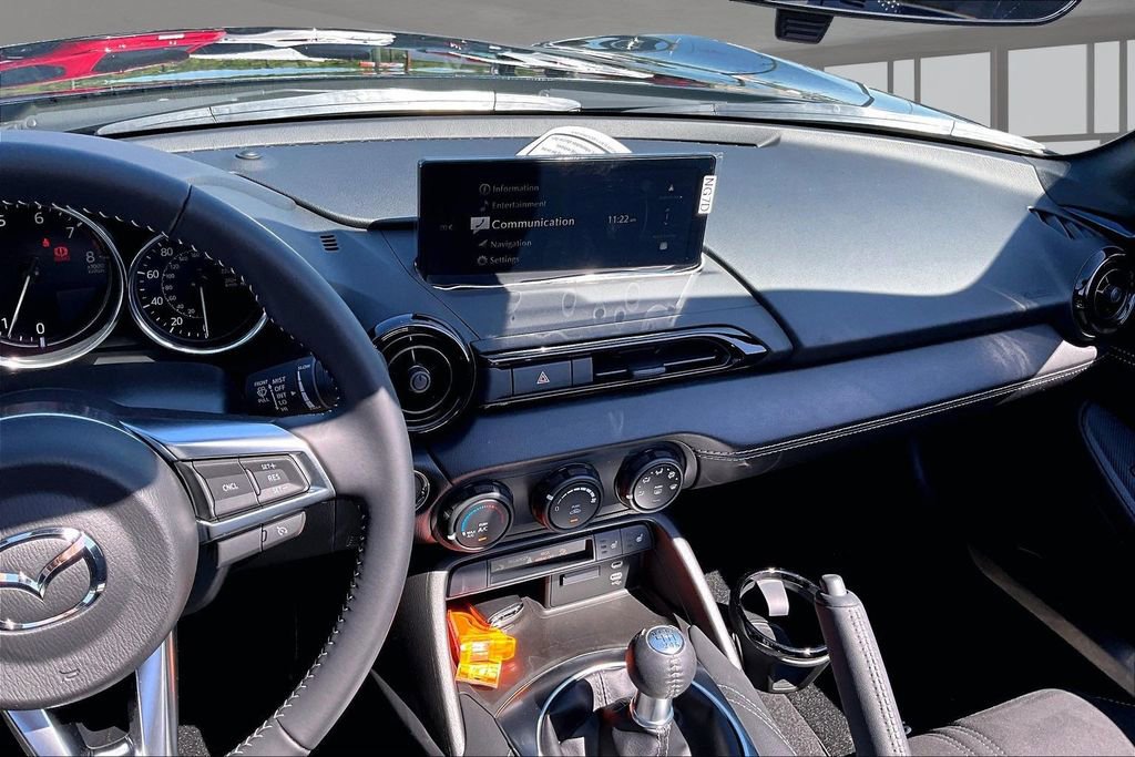 New 2026 MAZDA MX-5 Miata Club w/ Interior Package RWD image 12