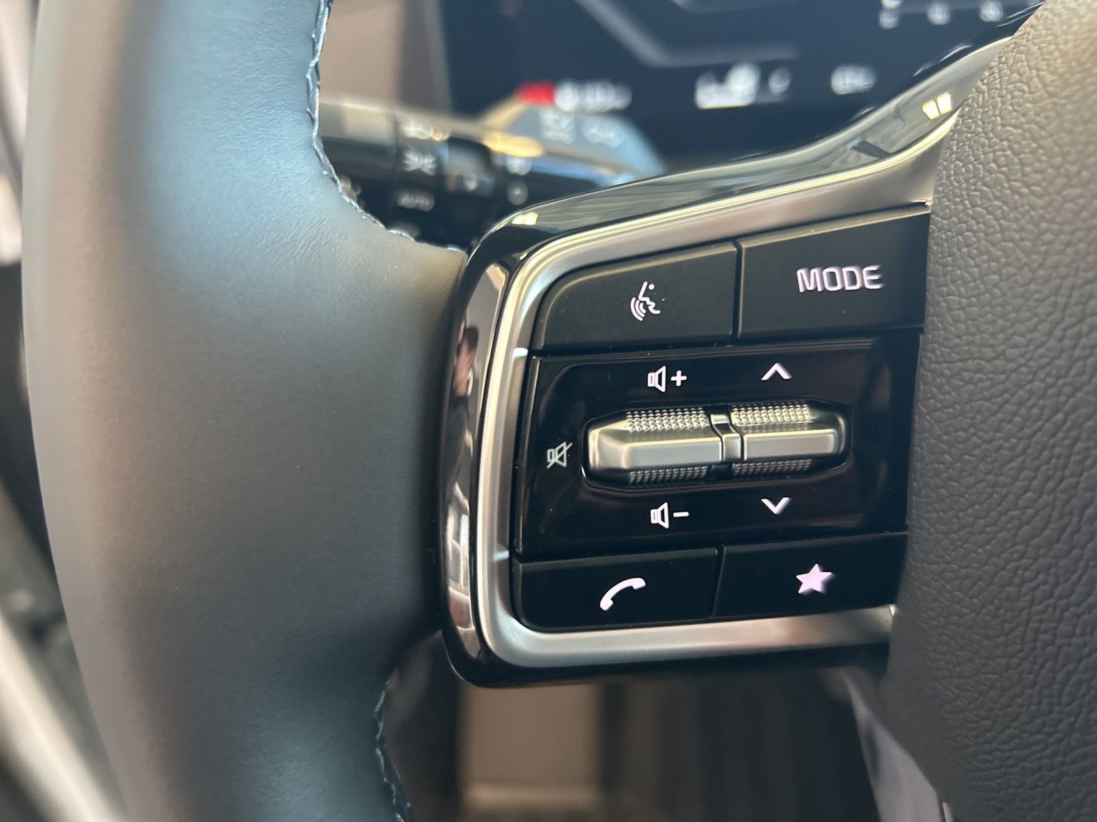 New 2026 Kia Carnival SX Prestige image 25