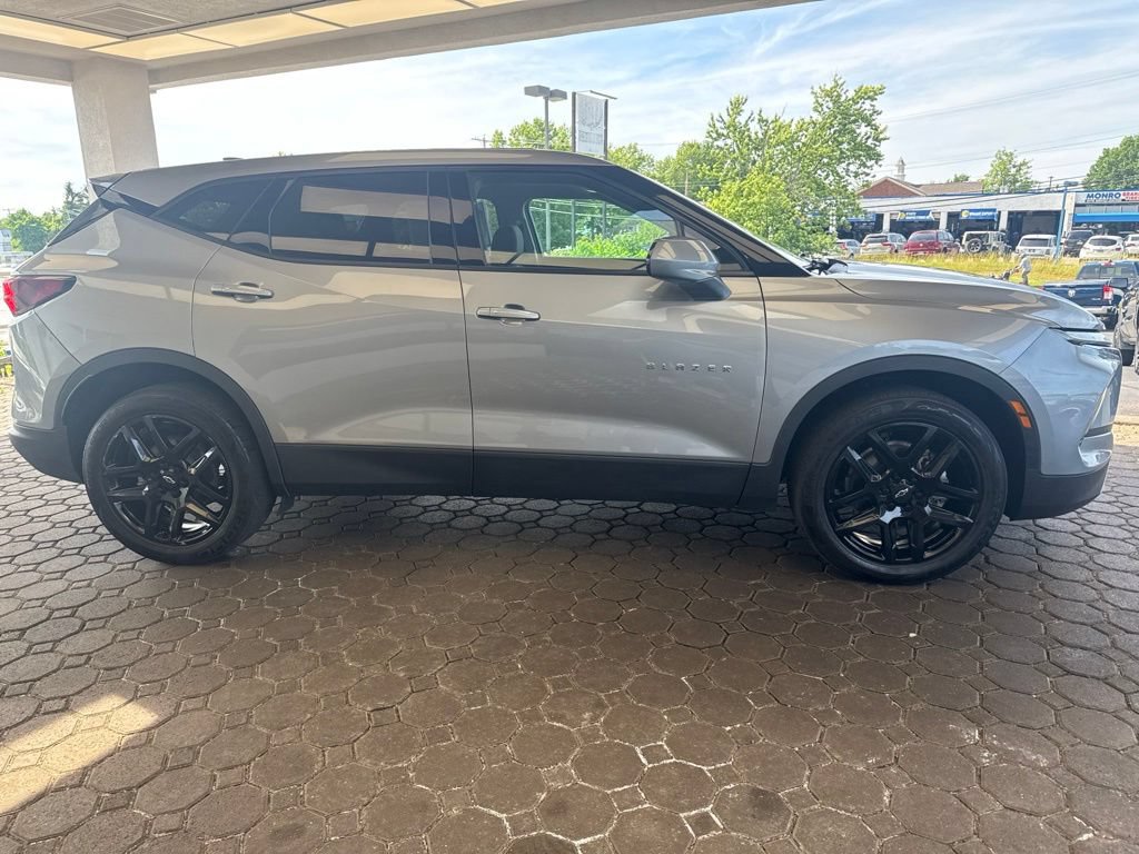 Used 2023 Chevrolet Blazer LT w/ Driver Confidence Package AWD/4WD image 5