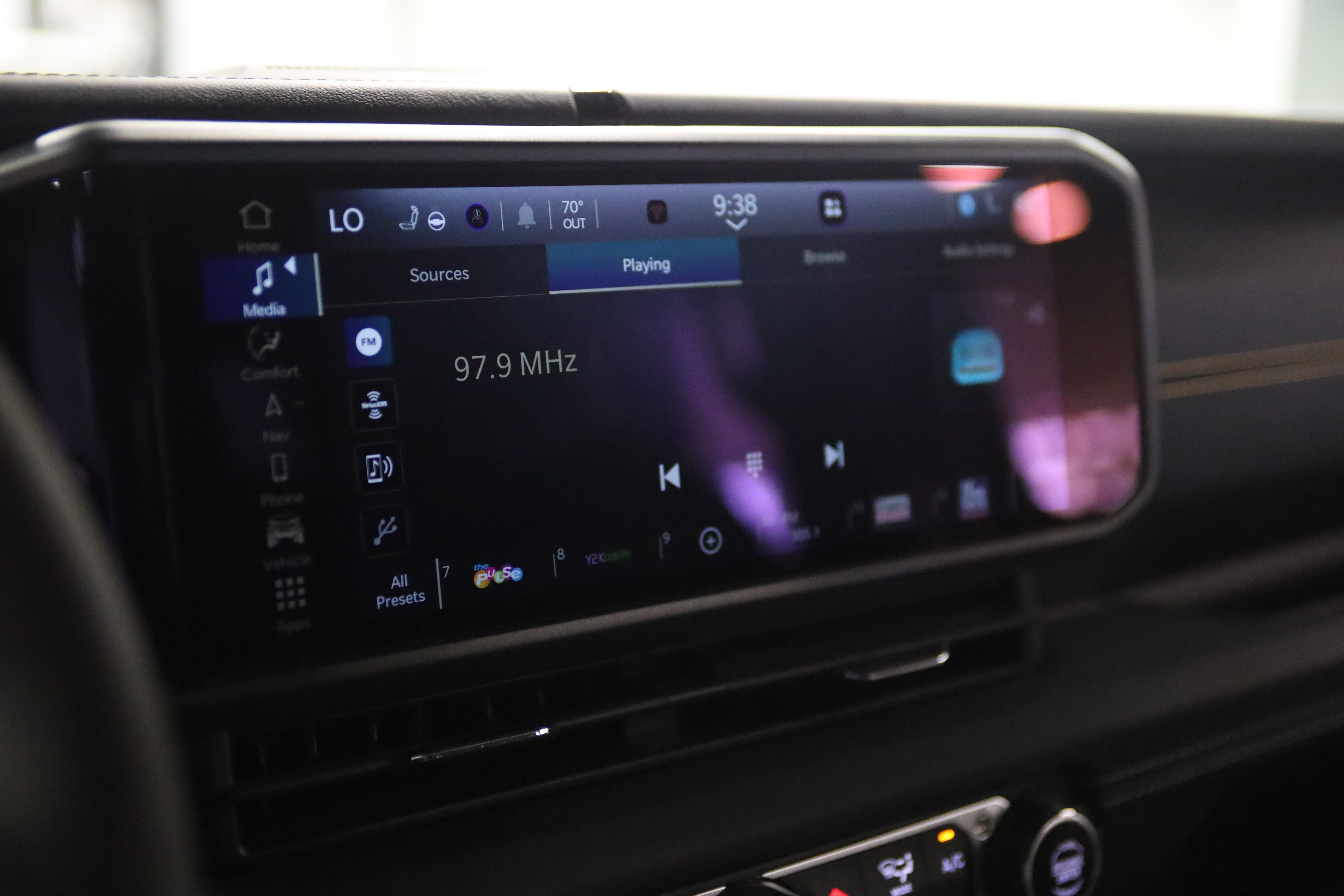 Used 2025 Jeep Gladiator Sport AWD/4WD image 26