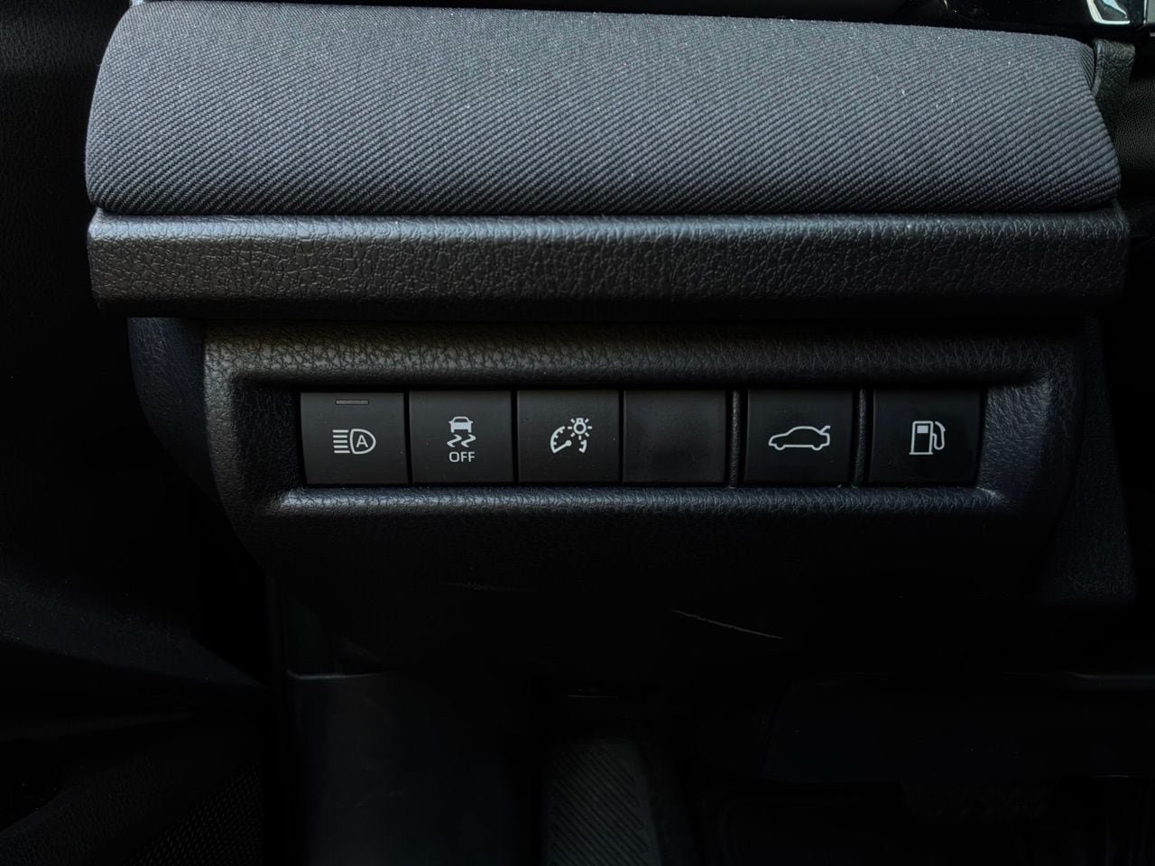 Used 2026 Toyota Camry LE FWD image 24