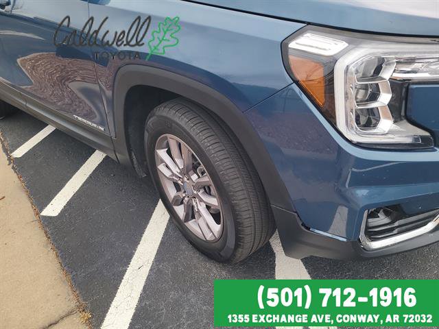 Used 2024 GMC Terrain SLT image 37