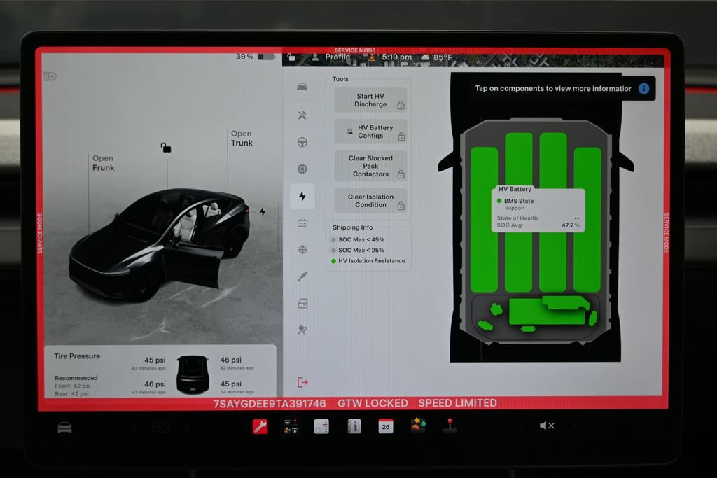 Used 2026 Tesla Model Y Long Range AWD/4WD image 26