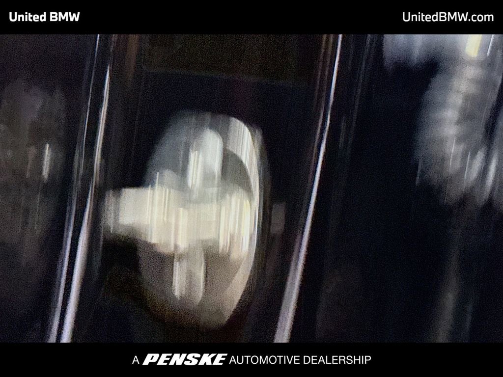 Used 2025 GMC Canyon AT4 image 14