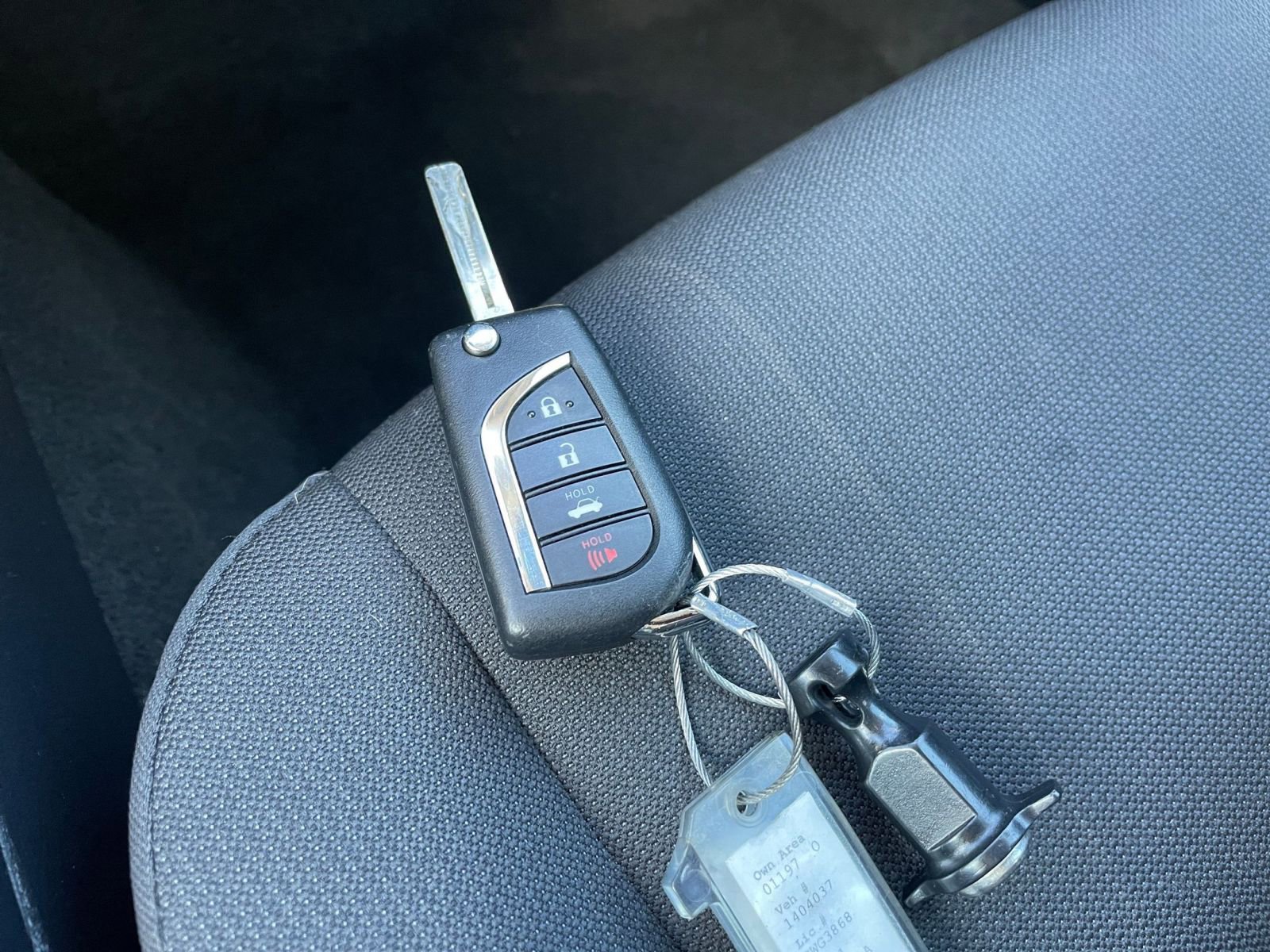 Used 2025 Toyota Corolla LE image 21