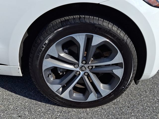 Used 2024 Jaguar F-PACE R-Dynamic S AWD/4WD image 8