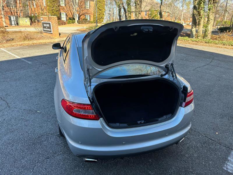 Used 2009 Jaguar XF Premium image 13