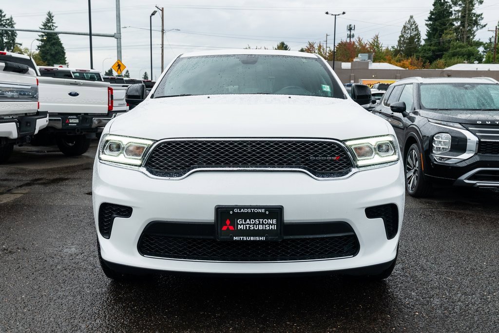 Used 2024 Dodge Durango SXT image 2