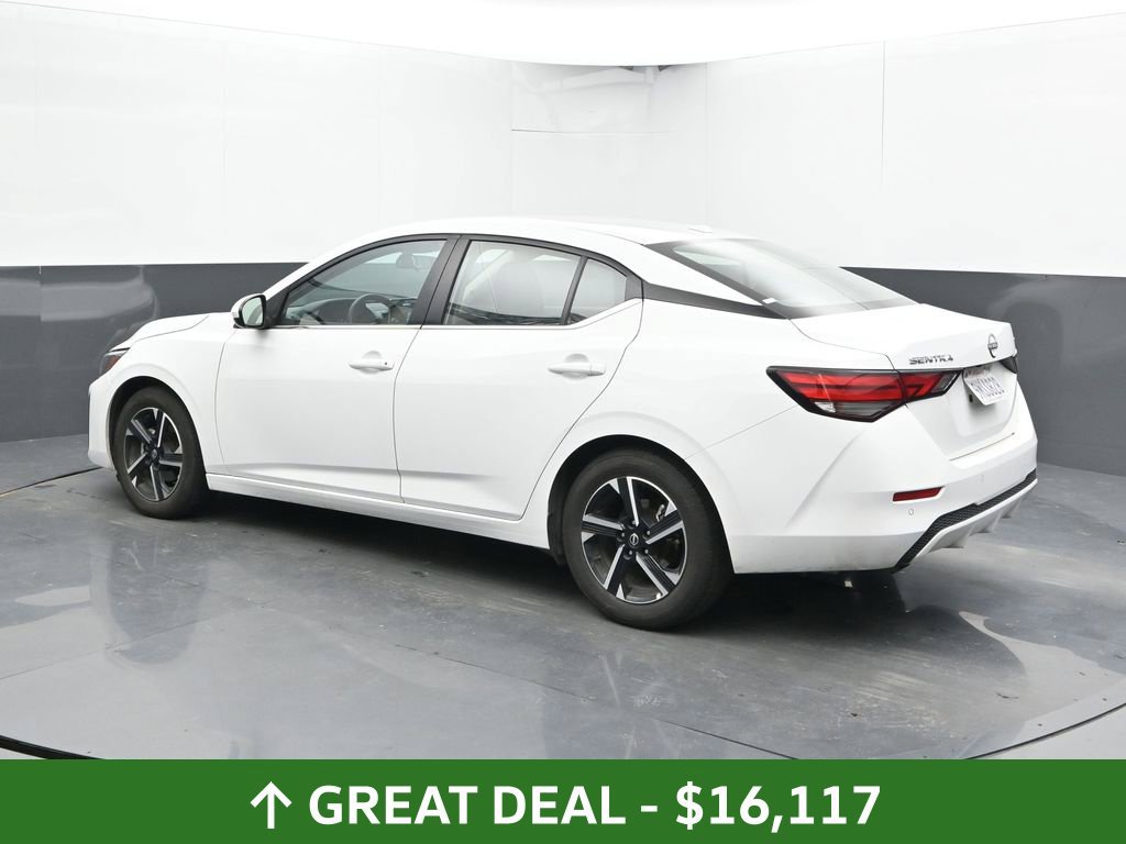 Used 2024 Nissan Sentra SV FWD image 11