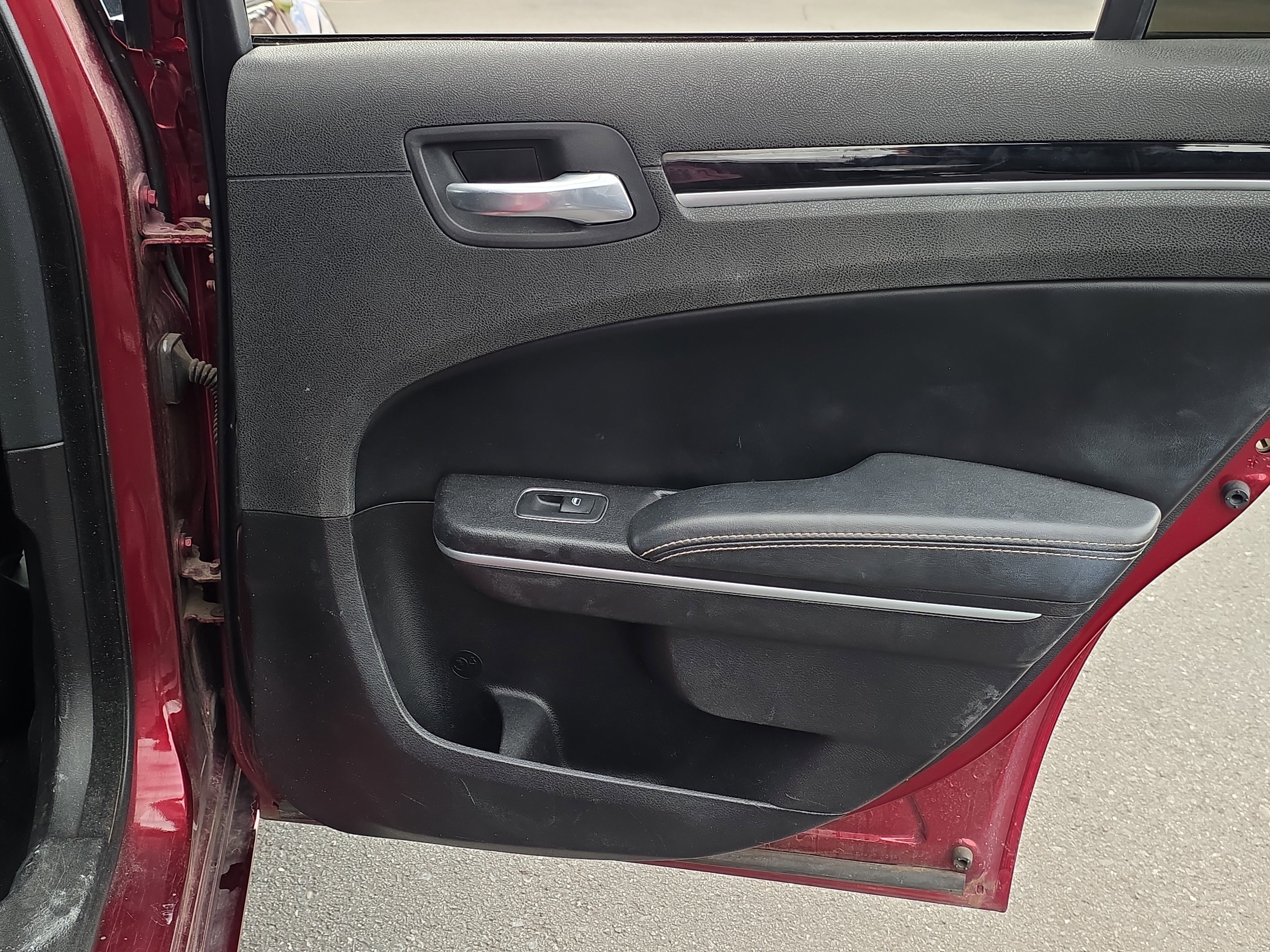 Used 2021 Chrysler 300 S image 24