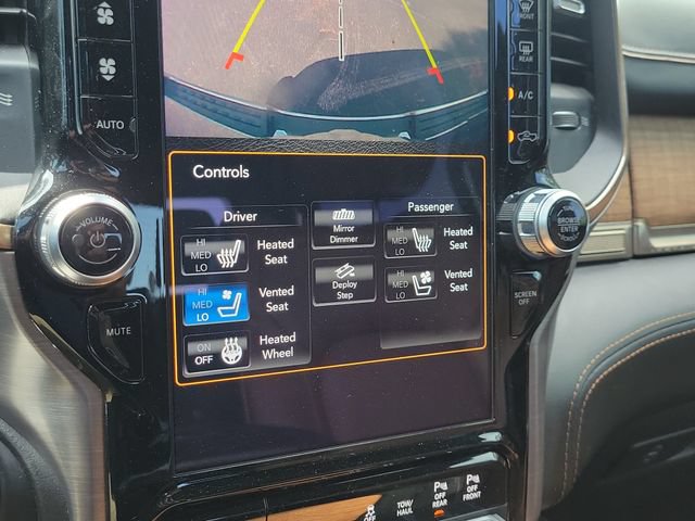 Used 2020 RAM 1500 Longhorn RWD image 28