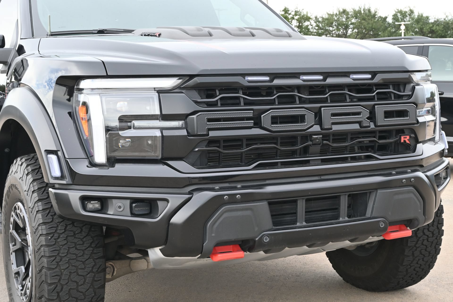 Used 2025 Ford F150 Raptor w/ Equipment Group 803A Raptor R AWD/4WD image 27