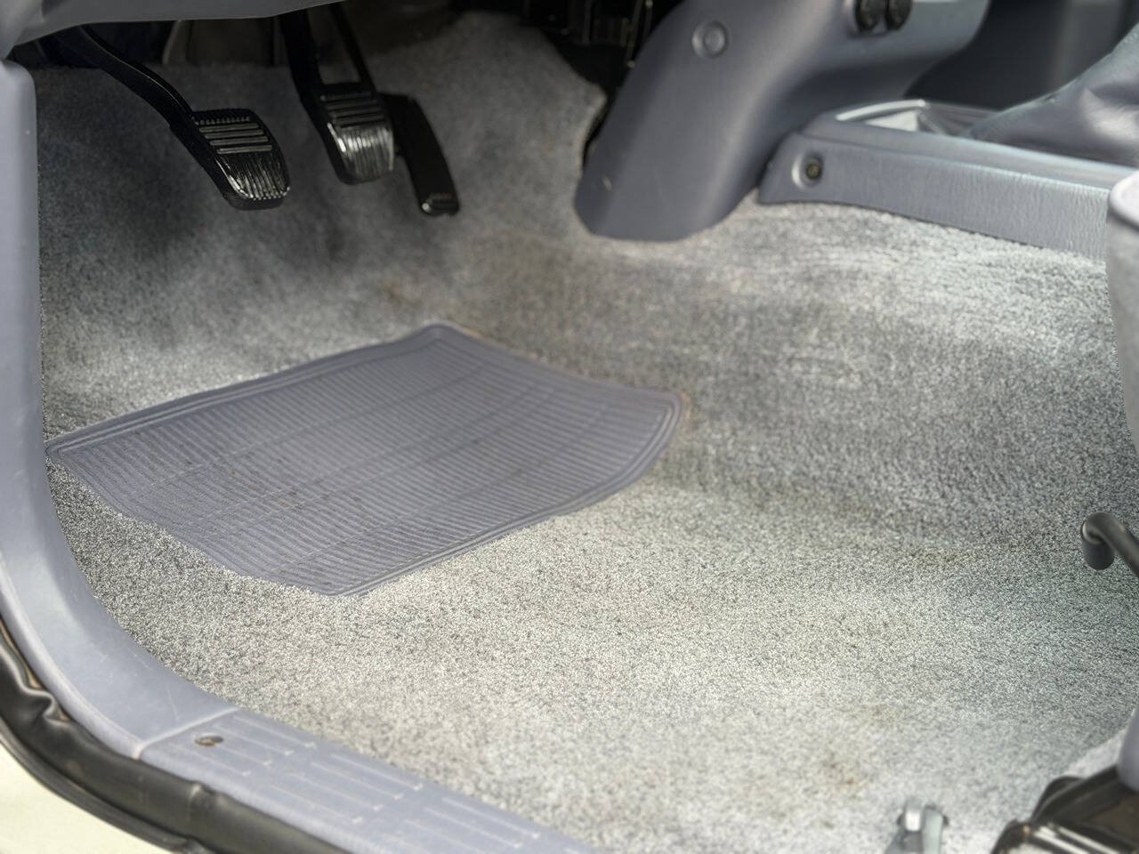 Used 2000 Toyota Tacoma 4x4 Regular Cab image 31