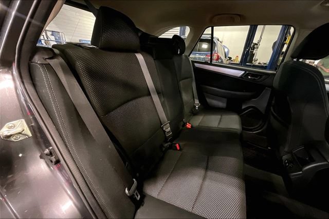 Used 2019 Subaru Outback 2.5i Premium AWD/4WD image 27