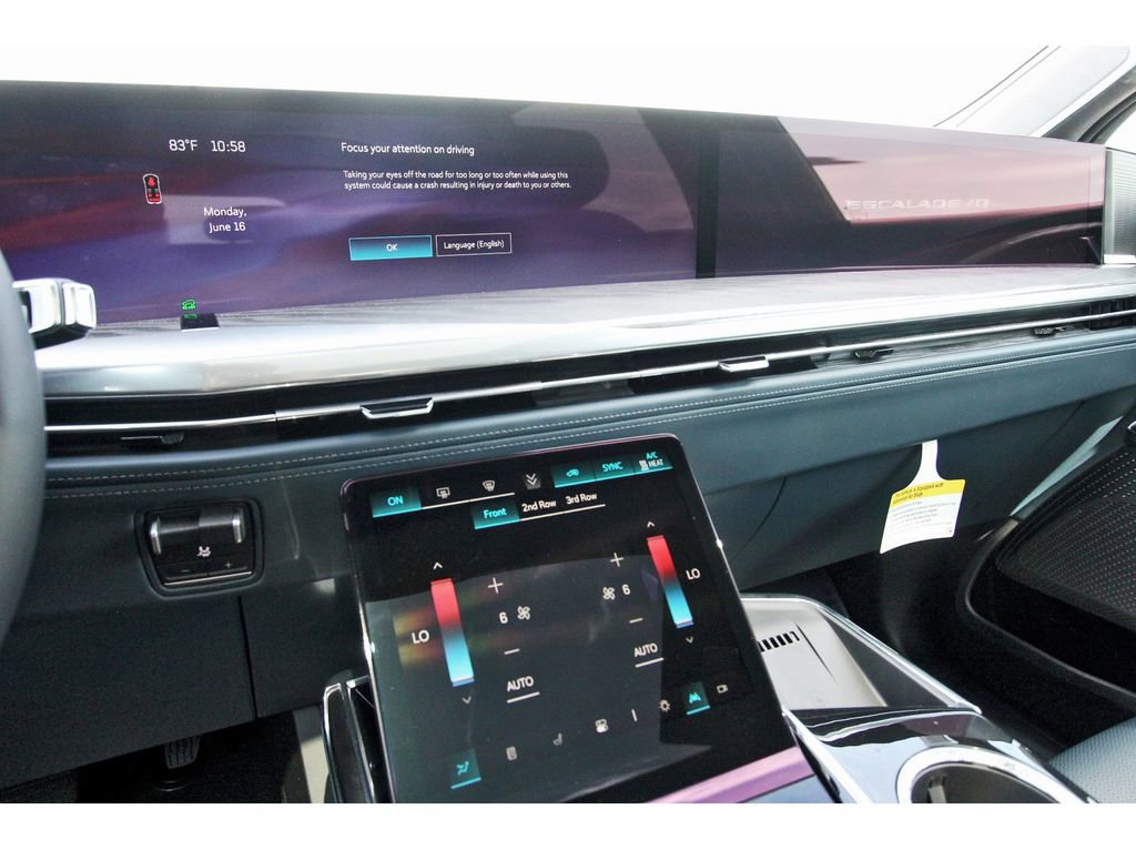 New 2026 Cadillac Escalade IQ Luxury 2 image 16