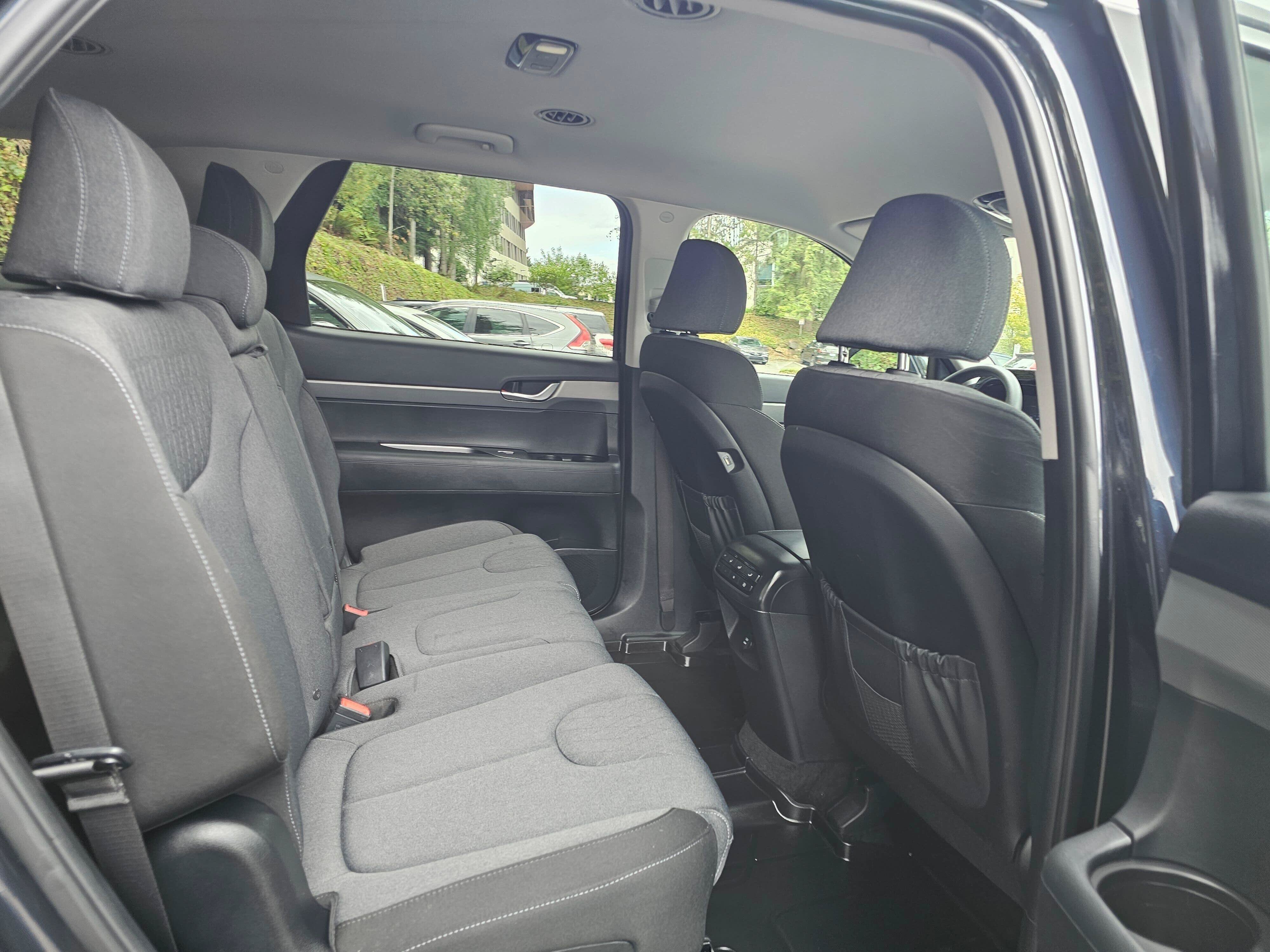 Used 2022 Hyundai Palisade SE AWD/4WD image 14