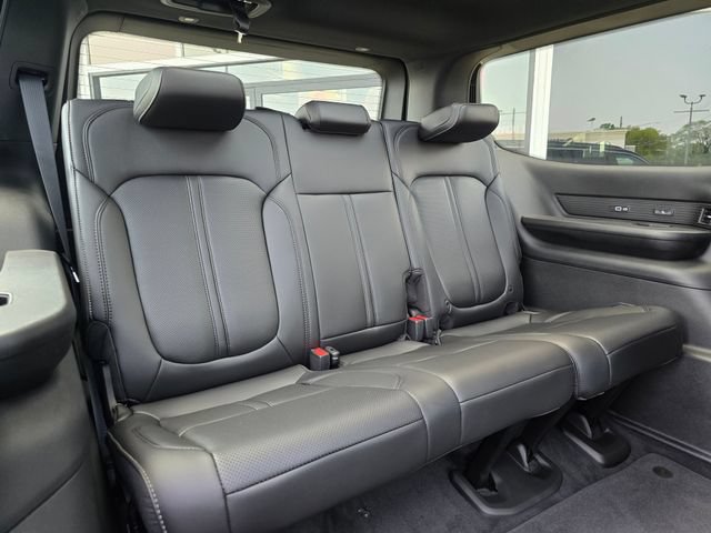 New 2026 Jeep Grand Wagoneer 4WD w/ Premium Group I image 41