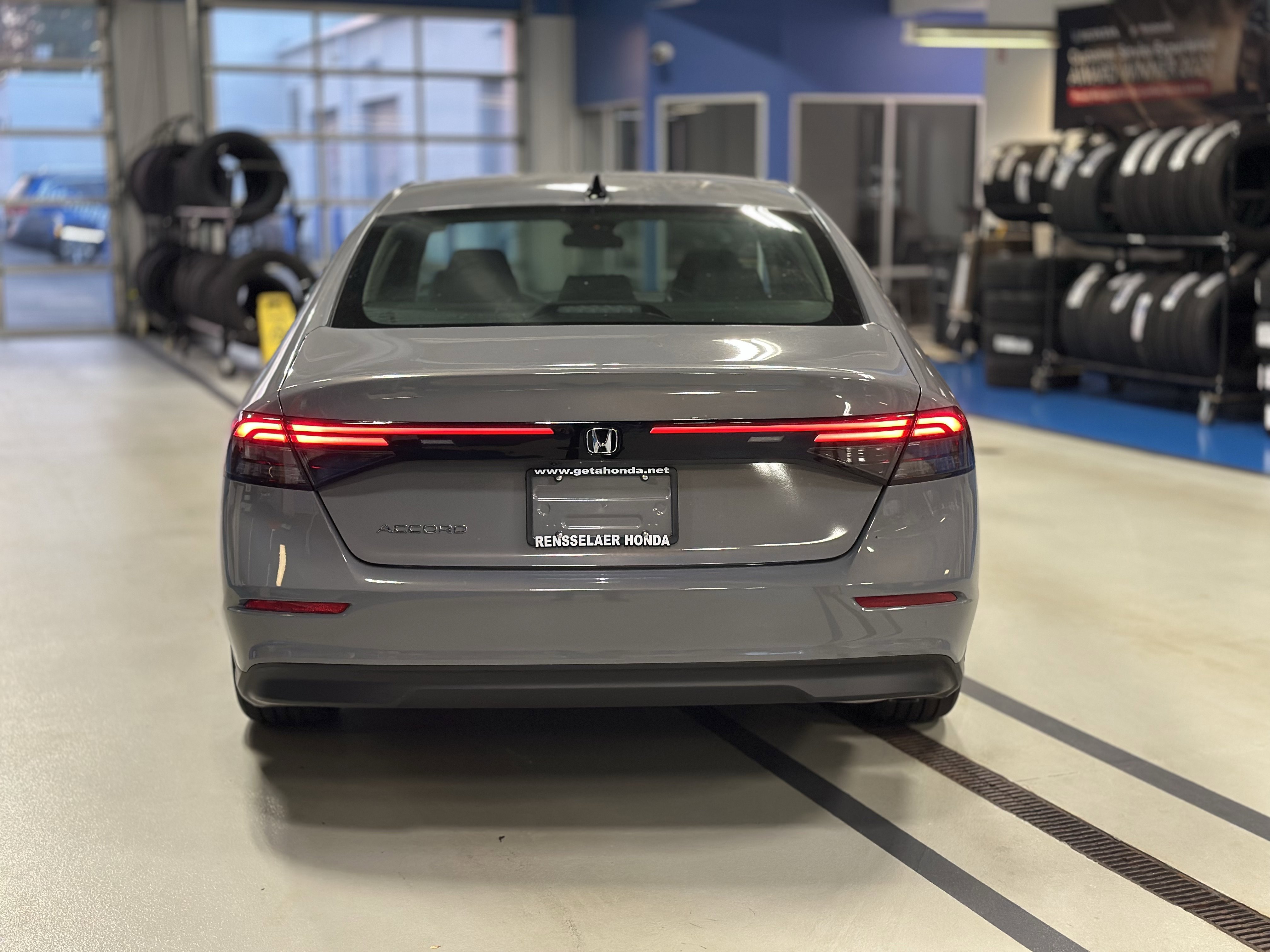 New 2025 Honda Accord SE image 5