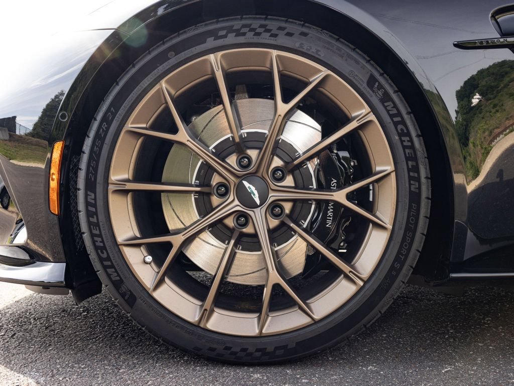 New 2026 Aston Martin V8 Vantage S RWD image 60