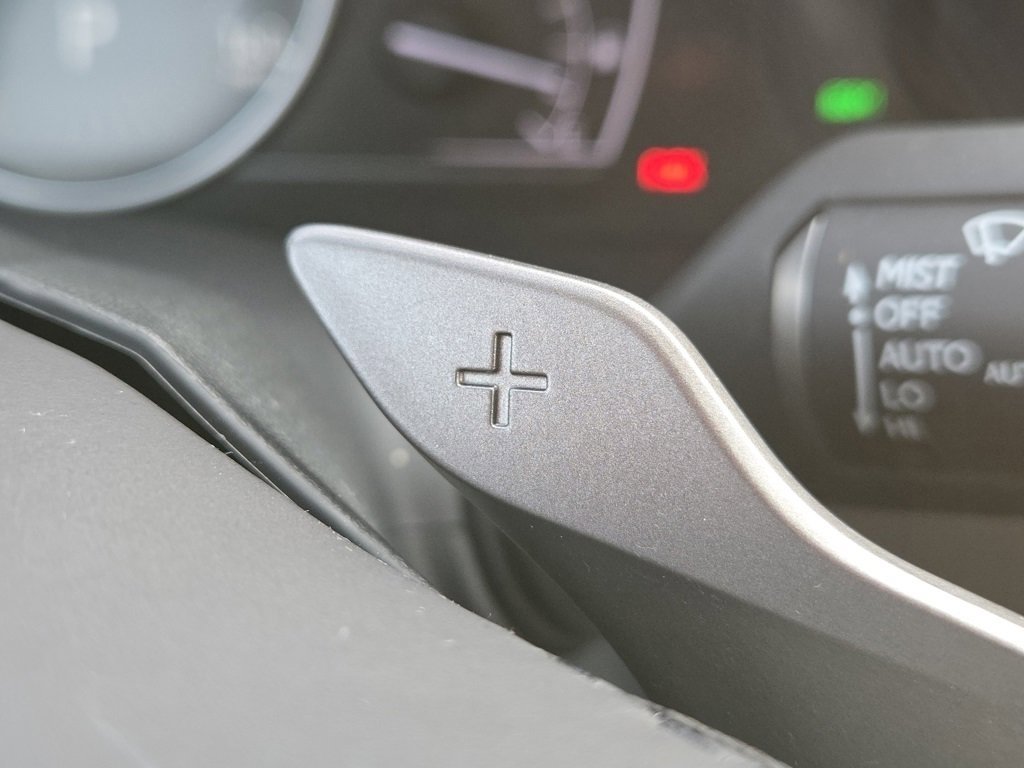 Certified 2024 Lexus ES 300h Ultra Luxury w/ Accessory Package (Z1) image 18