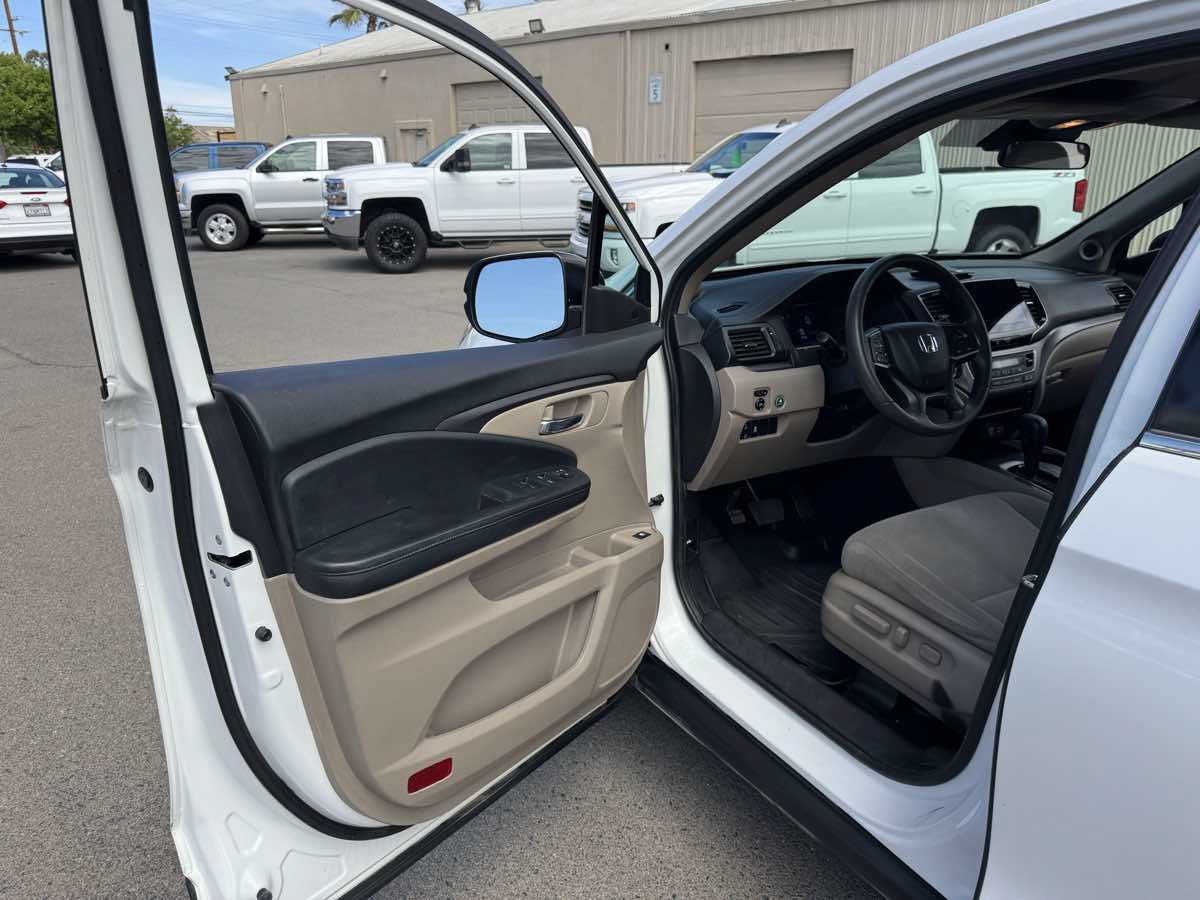 Used 2020 Honda Pilot EX image 23