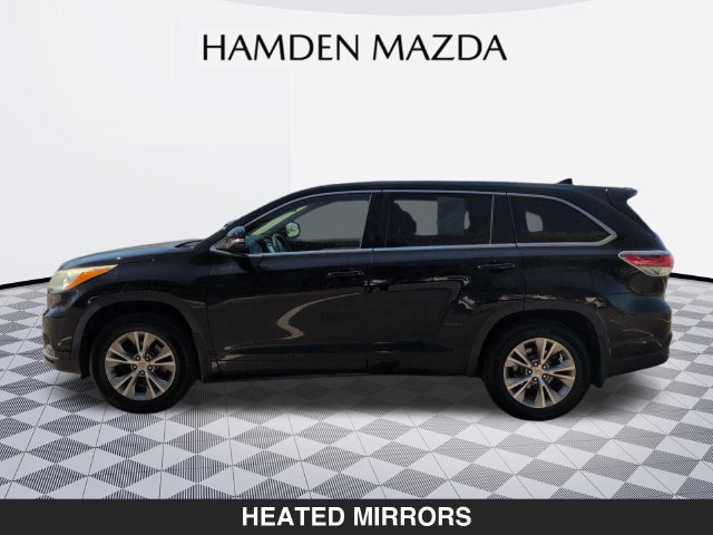Used 2015 Toyota Highlander Plus AWD/4WD image 6
