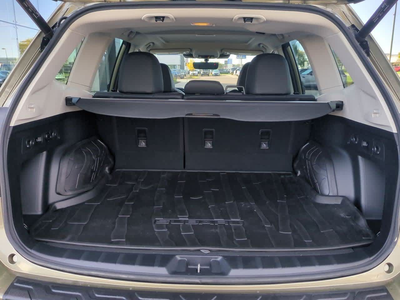 Used 2023 Subaru Forester Limited w/ Popular Package #2 AWD/4WD image 33