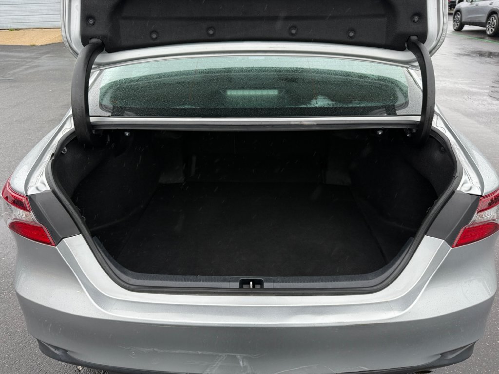 Used 2022 Toyota Camry LE FWD image 23