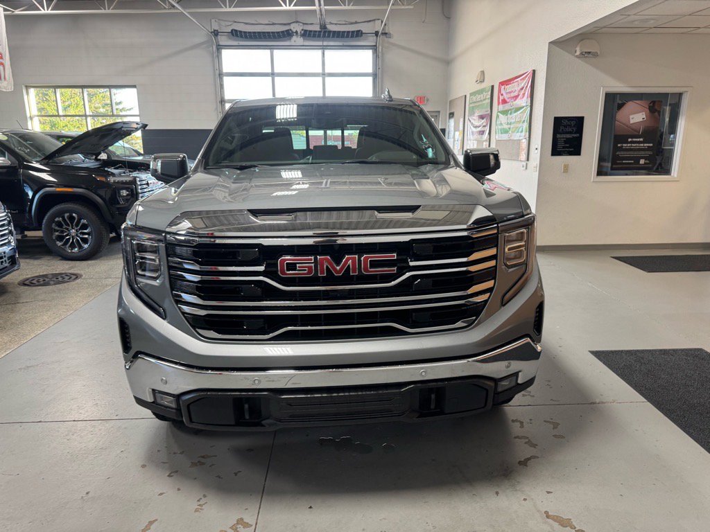 New 2026 GMC Sierra 1500 SLT w/ SLT Premium Plus Package image 2