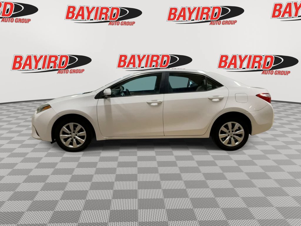 Used 2016 Toyota Corolla LE FWD image 5