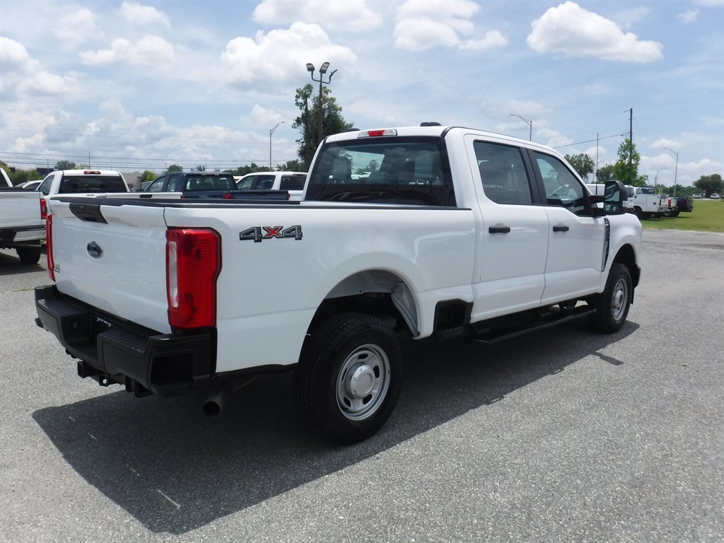 Used 2026 Ford F250 XL AWD/4WD image 2