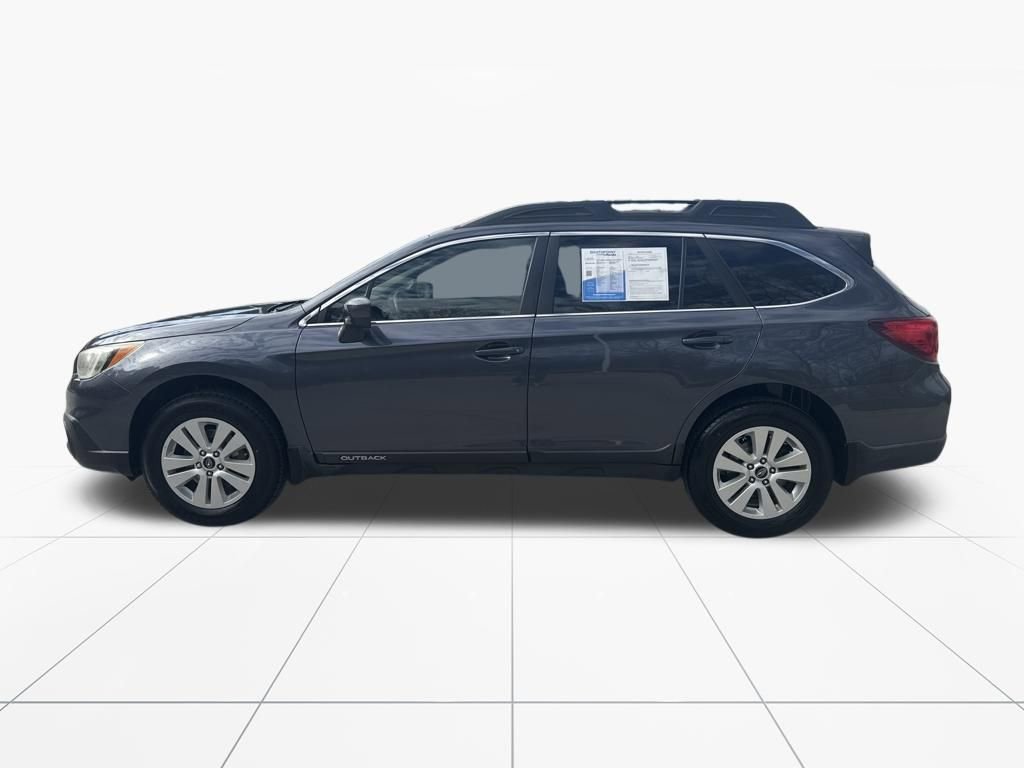 Used 2017 Subaru Outback 2.5i Premium image 5