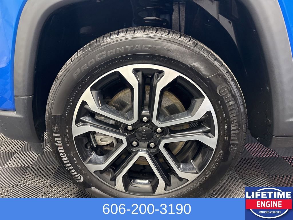 Used 2023 Jeep Compass Limited image 13