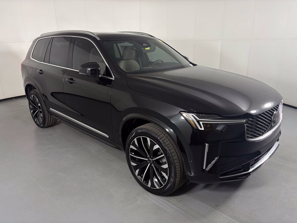 New 2026 Volvo XC90 B6 Plus w/ Protection Package AWD/4WD image 2