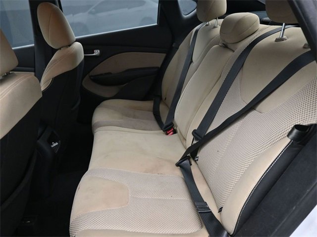 Used 2015 Dodge Dart SXT image 18