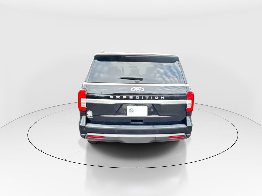Used 2022 Ford Expedition XLT image 7